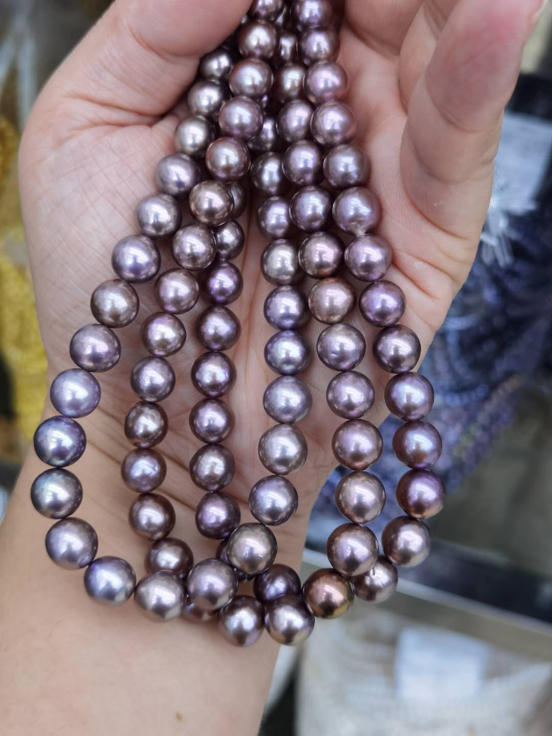  loose purple freshwater pearls 10mm metallic luster