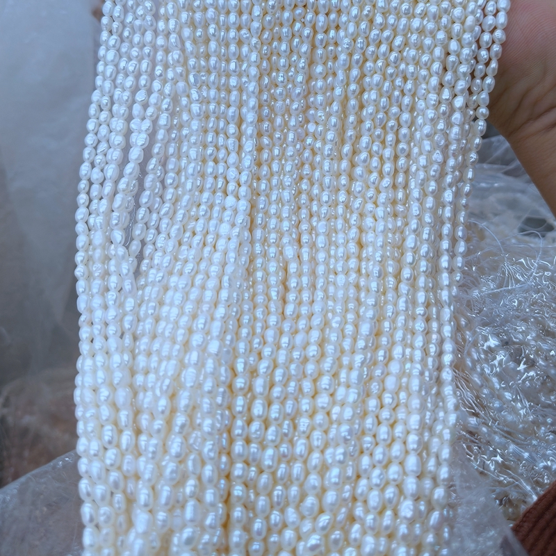 tiny freshwater pearl beads for bracelet design
